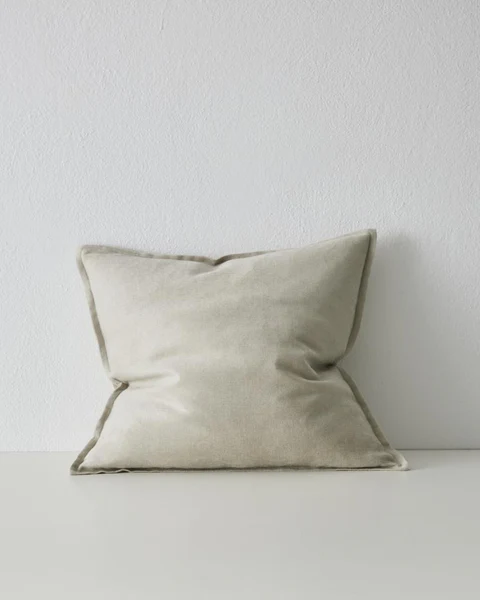 Fiore - Pigeon Cushion